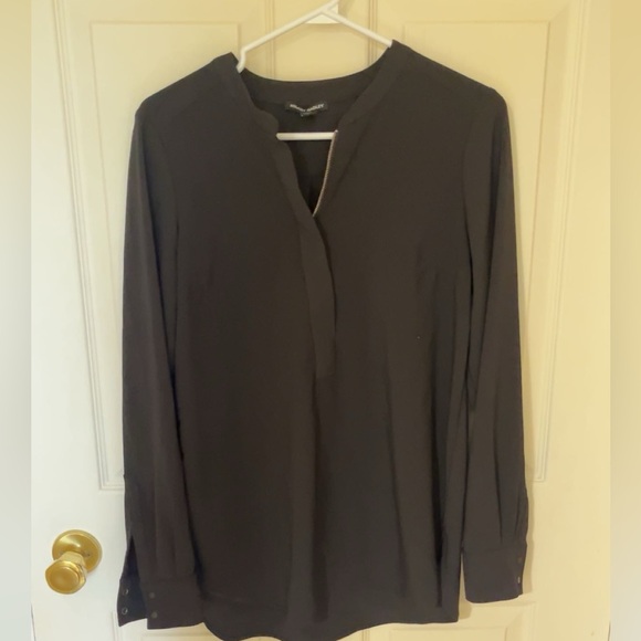 Black blouse - Picture 1 of 3